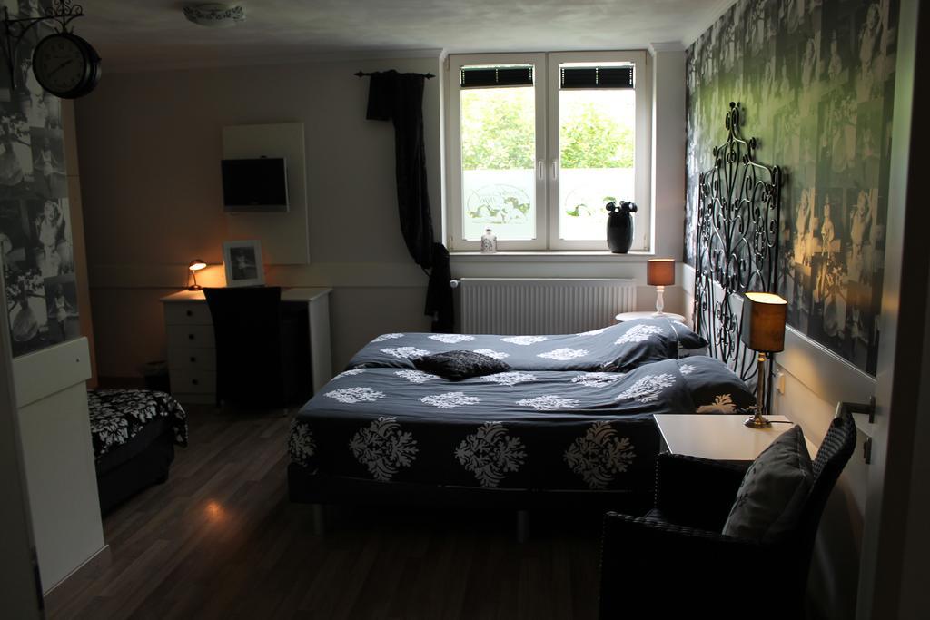Hotel Groote Engel Emlichheim Room photo